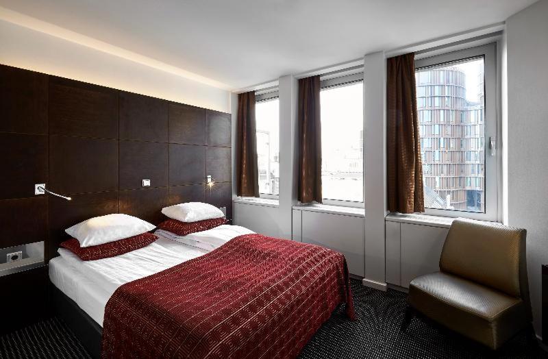 The Square Hotel Copenhagen Room photo